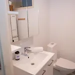 Modern 2br Apartment, Walk To & Harbour Στάβανγκερ